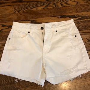 Hidden brand white cut off shorts